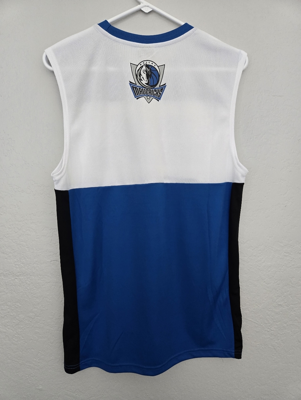 NBA Dallas Mavericks Sleeveless Jersey - Blue, White & Black, Mens Small - Picture 4 of 7